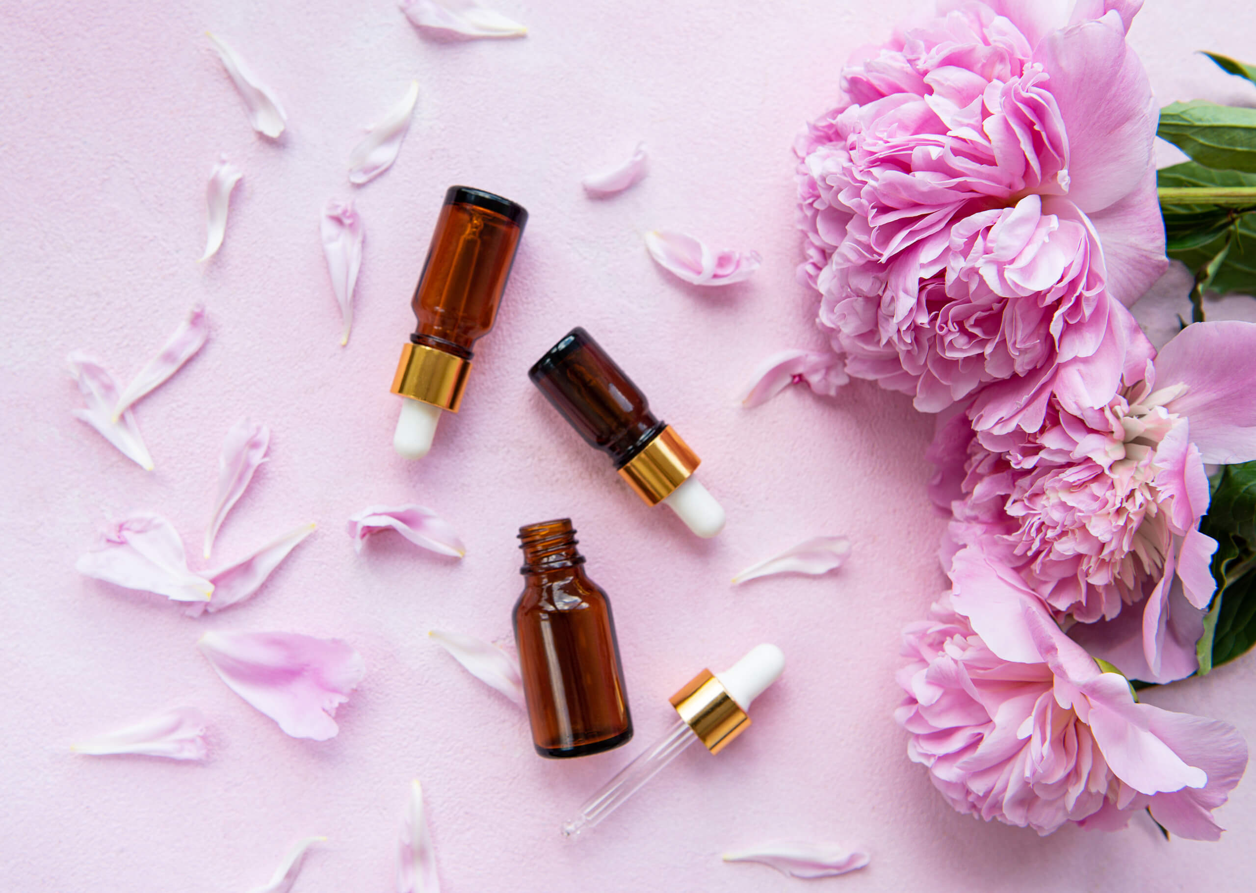 5 Essential Oils to Boost Your Mood and Energy