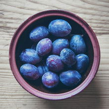 Certified Organic Black Plums - Lifestyle Markets