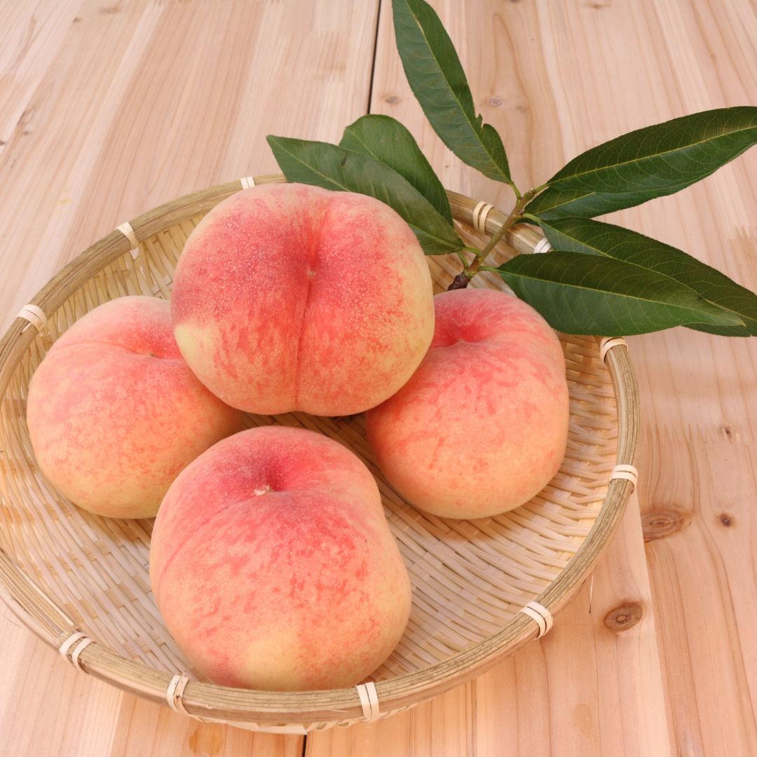 Certified Organic Peaches - Lifestyle Markets