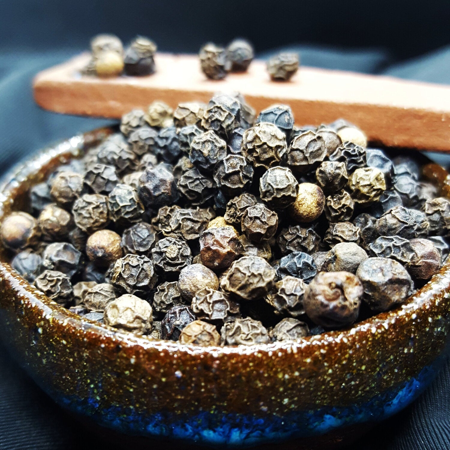Alchemy Taste Organic Black Gold Peppercorn (1lb) - Lifestyle Markets